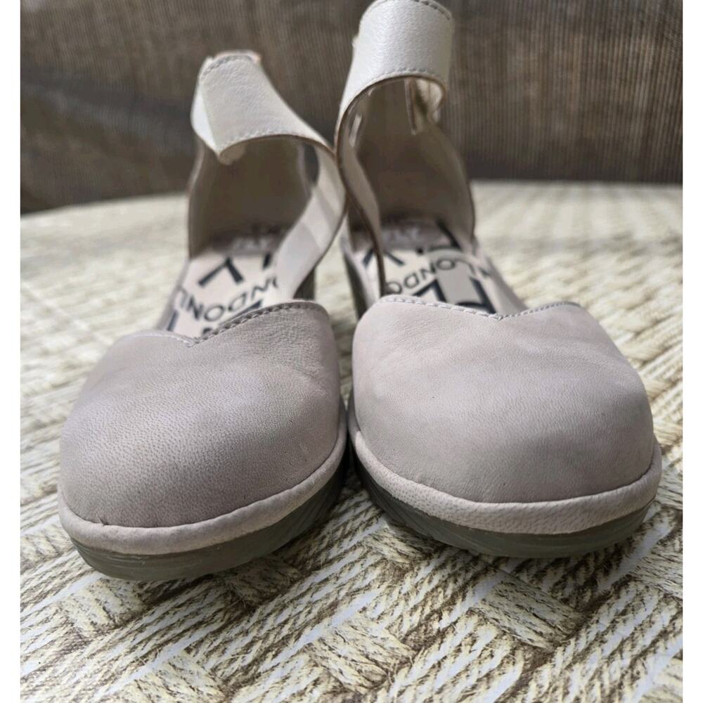 Fly London Piat Light Taupe Leather Mary Jane Wedge Shoes 39 US 8 8.5 - Picture 6 of 11